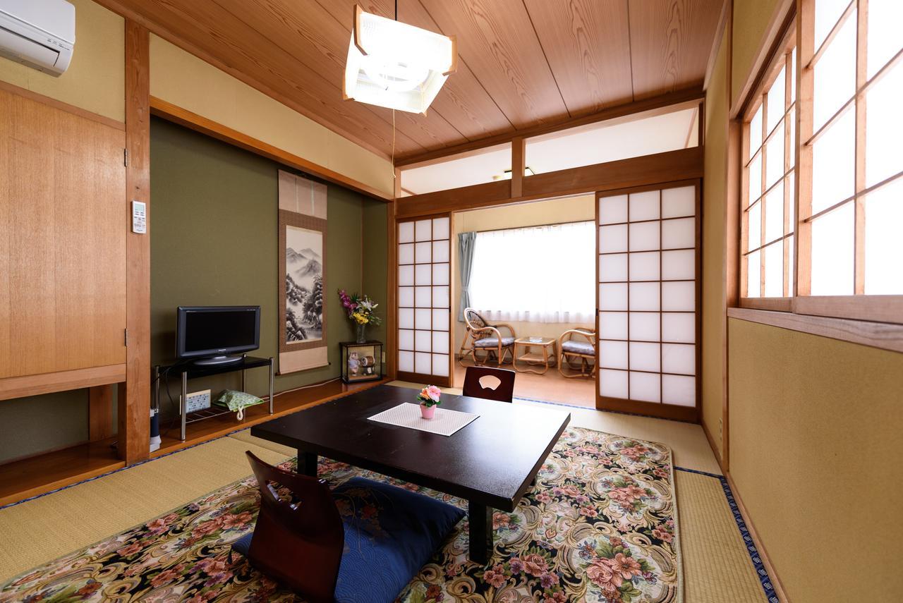 Yufuin Onsen Oyado Jinnouchi Екстериор снимка