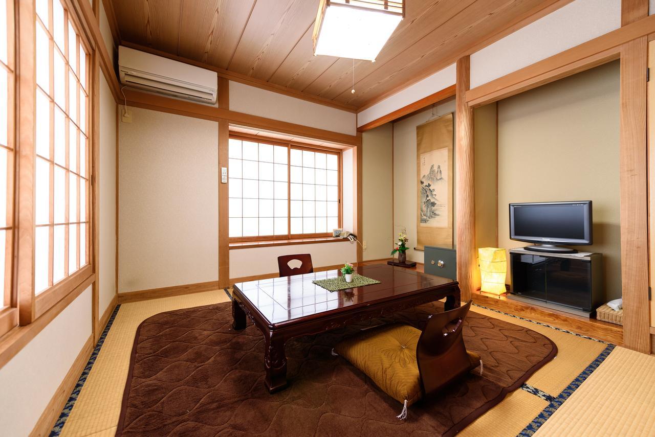 Yufuin Onsen Oyado Jinnouchi Екстериор снимка